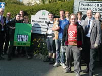 £400 raised for Radio Station garden