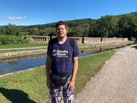 Inspirational Timsbury man completes eighty mile solo walk with no sight and a GPS app