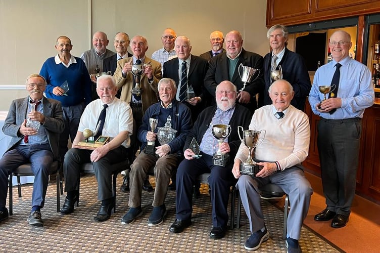 Fosseway Golf Club Seniors hold a presentation lunch.