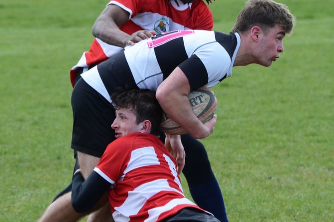 Midsomer Norton Colts lost out at the weekend. 