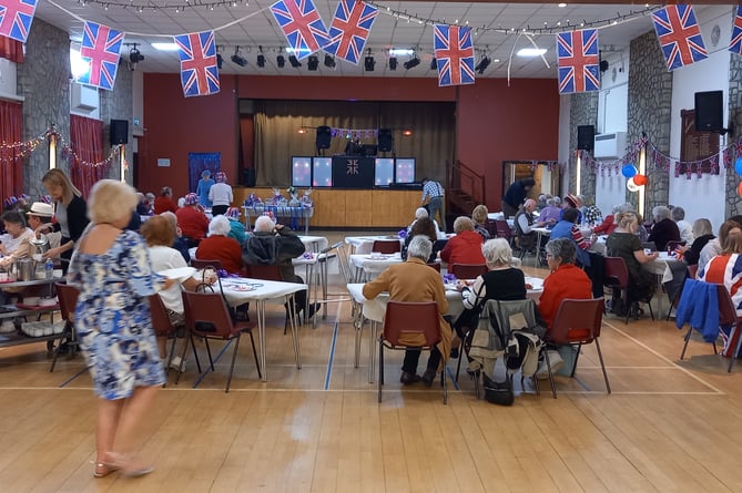 Curo held a Jubilee event for their residents. 