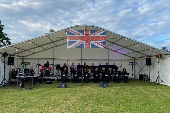 Shepton Mallet Big Band was established more than thirty years ago, when what started as a local saxophone jazz quartet specialising in music from the 30s, 40s and 50s, grew into a Big Band.
