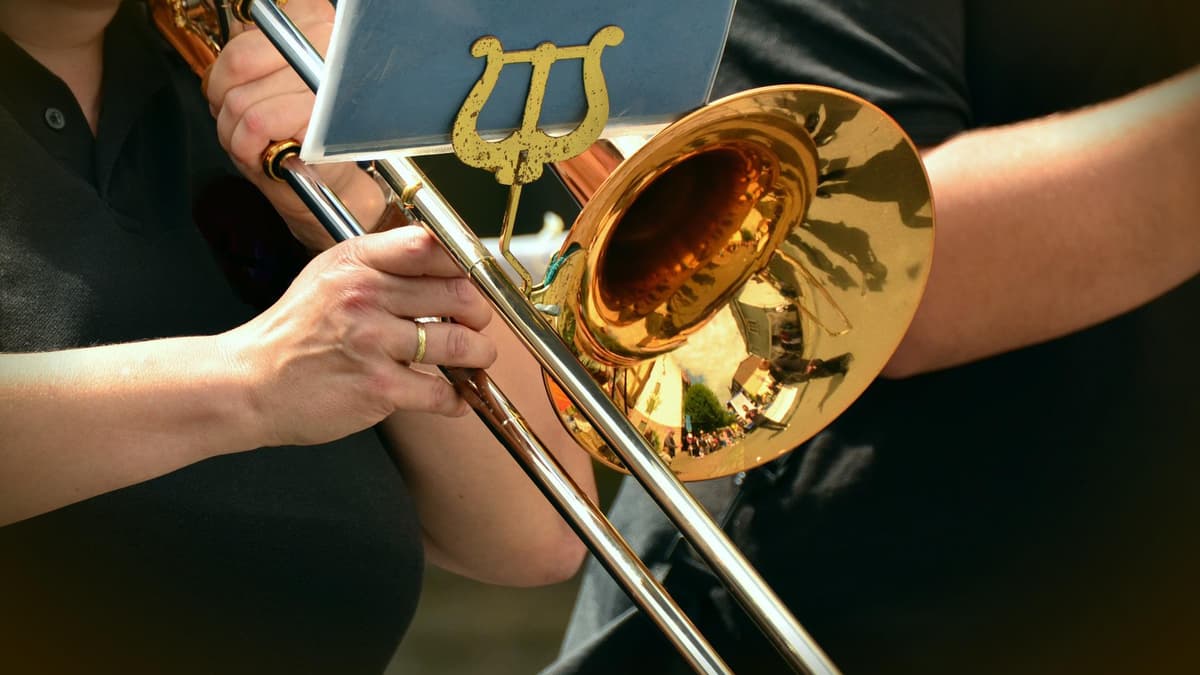 Hit the right note with Midsomer Norton Radstock Brass Band mnrjournal.co.uk