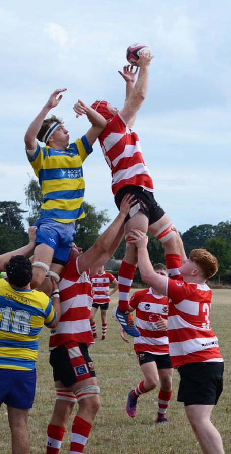 Midsomer Norton Rugby Club lose out to Clevedon RFC