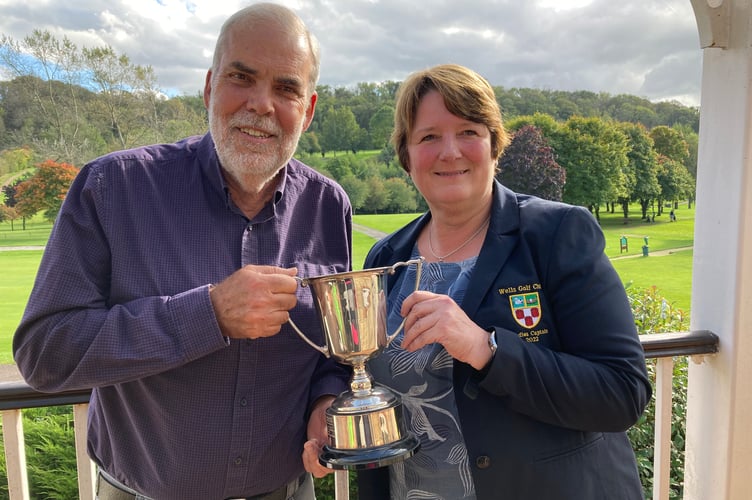 Ladies Captain Katrina Foote and Club Captain Mike McKay won the Captains' Challenge Trophy