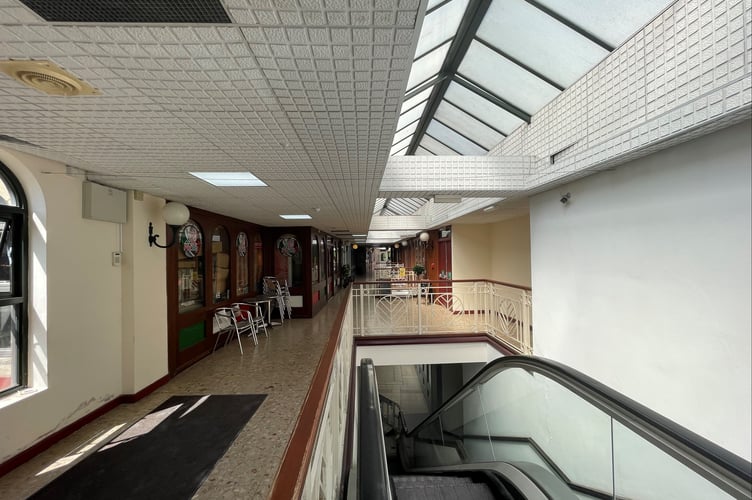 holly court