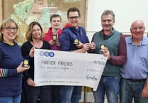 £1,000 for Forever Friends Appeal thanks to quiz