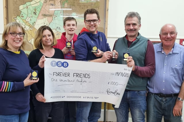 £1,000 for Forever Friends Appeal thanks to quiz