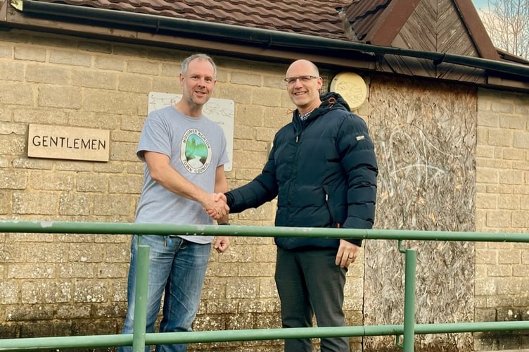 Councillor Gordon Mackay and Matt Wise, CEO of Dragonfly Leisure.