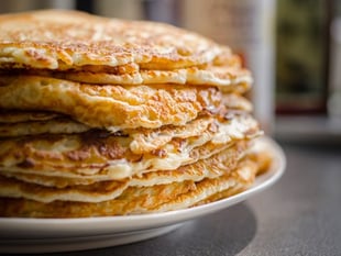 Sweet or savoury? Don’t flip out – tips for a safer Pancake Day