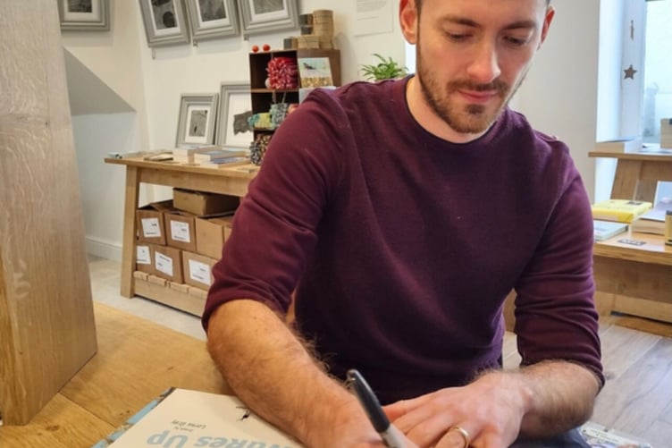 Joe Robson author