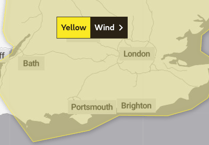 MET Office issues yellow weather warning for wind across the South