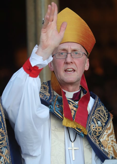 Bishop Michael blessing  the diocese at installation.