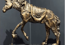 Appeal to find statue stolen from art gallery