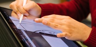 Free iPad for wellbeing course for older learners
