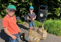 Midsomer Norton boys litter pick to raise money