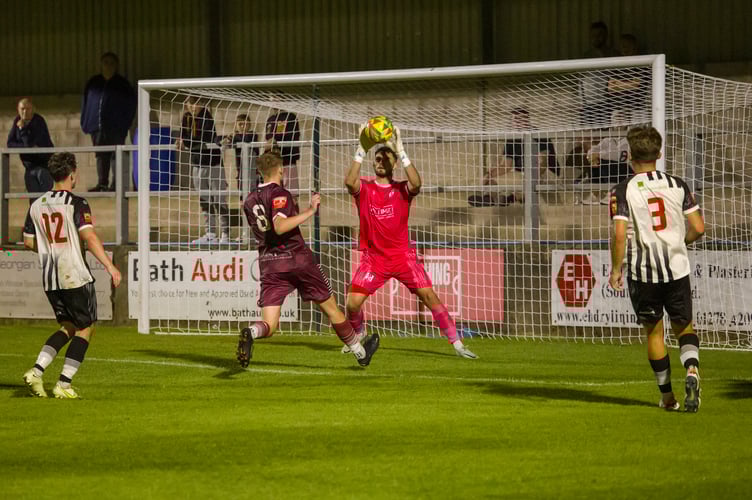 Paulton Rovers lost to Wimborne Town.