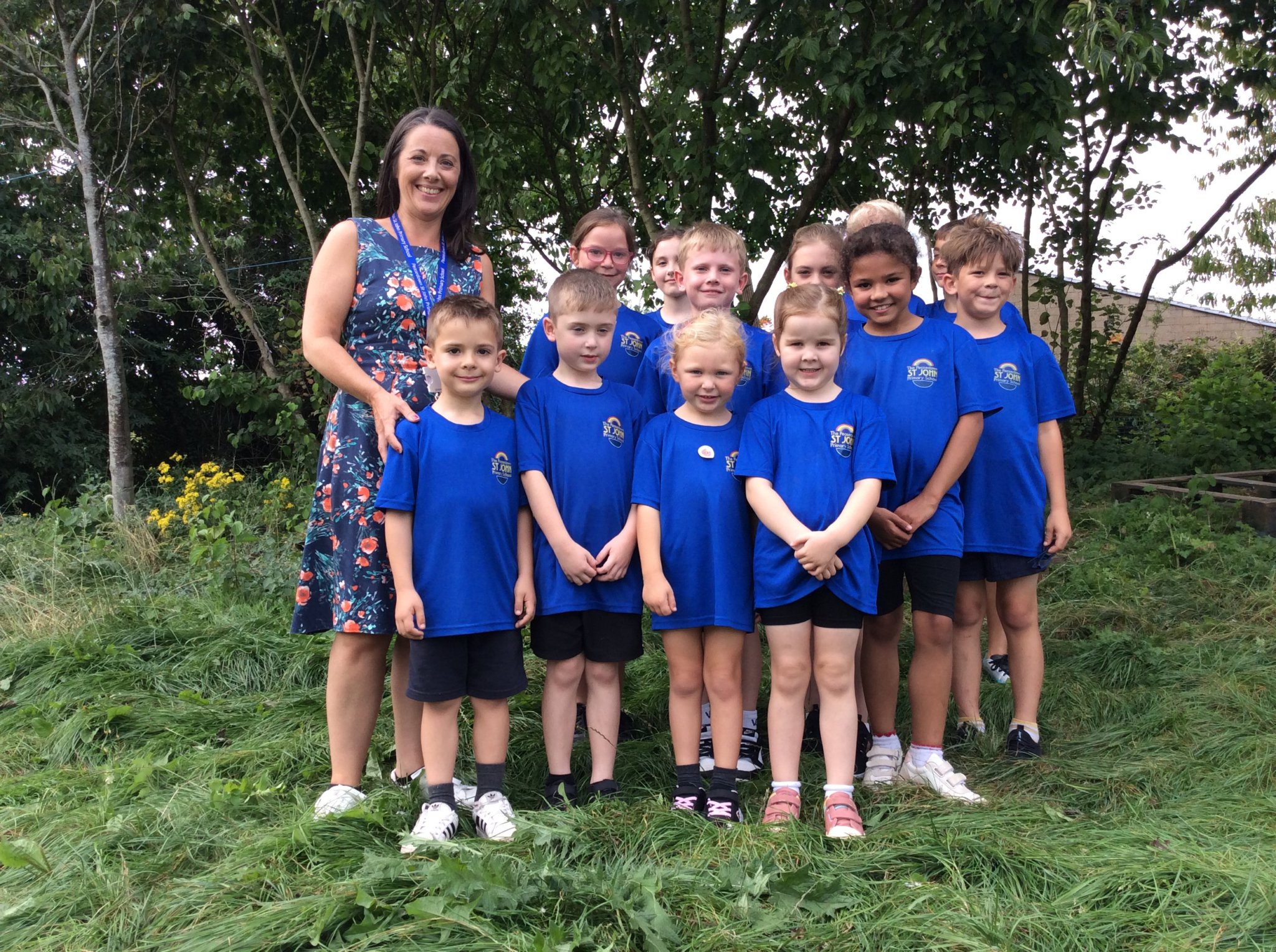 Peasedown St John Primary School pupils sport new PE kit mnrjournal.co.uk