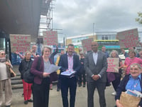 Council leaders bus proposal vetoed