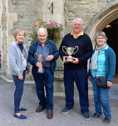 Bath in Bloom members