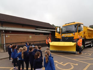 Council gritting lorry makes school visit 