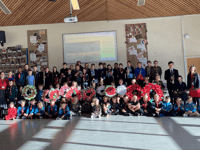 Primary pupils remember the fallen