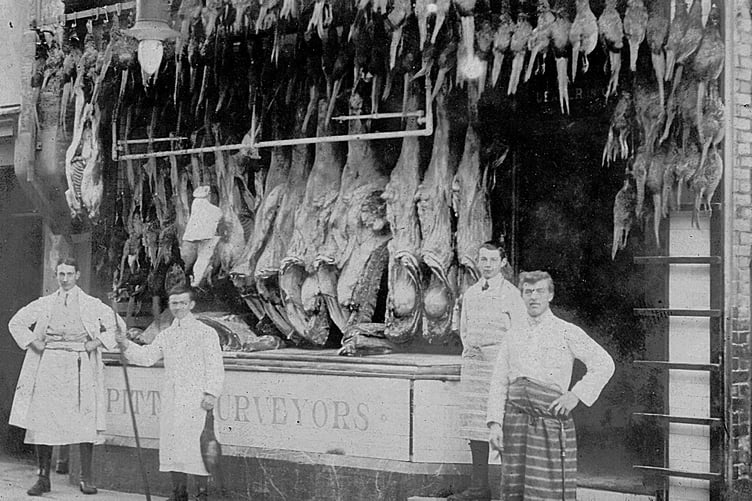 Mystery Photo butchers MNRJ