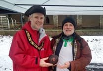 Bowls club members brave the snow to enjoy Midsomer Norton farmers' market