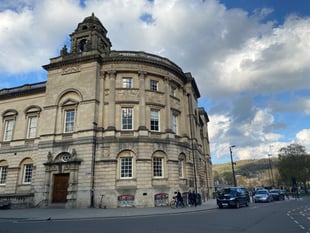 AI could answer residents' questions as council looks to save money