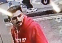 Police appeal after inappropriate behaviour toward teen girl