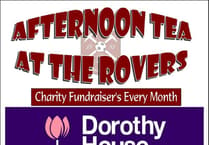 Nearly £1,000 raised for Dorothy House Hospice 