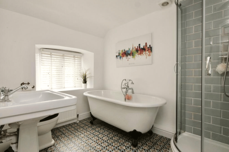 Family bathroom
