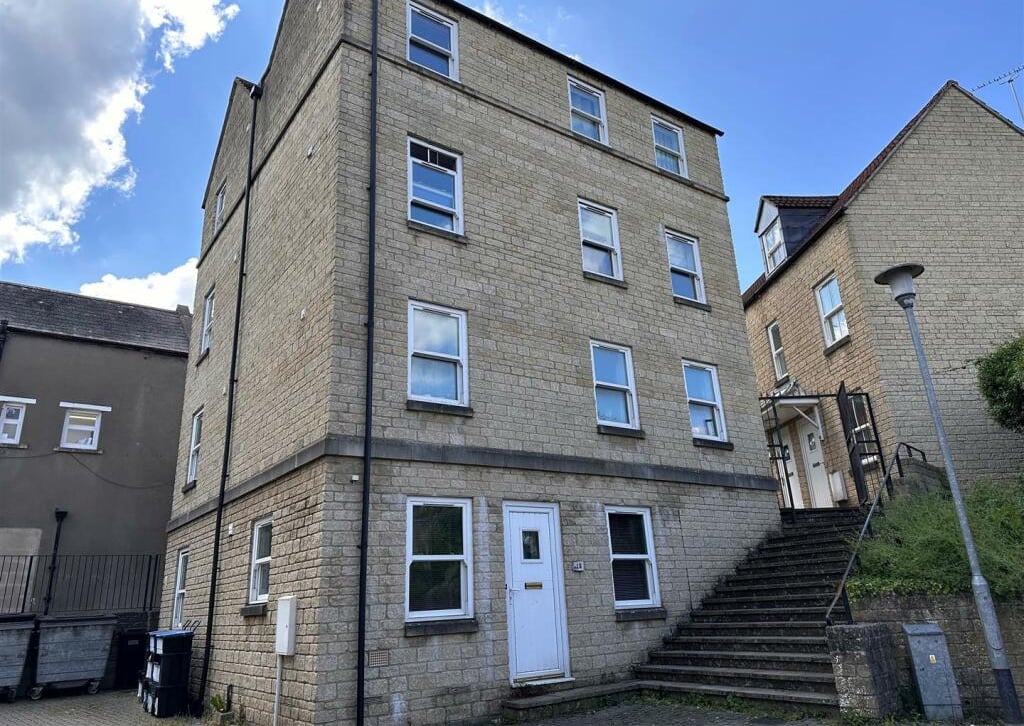 Midsomer Norton's cheapest properties for sale costing less than £170k