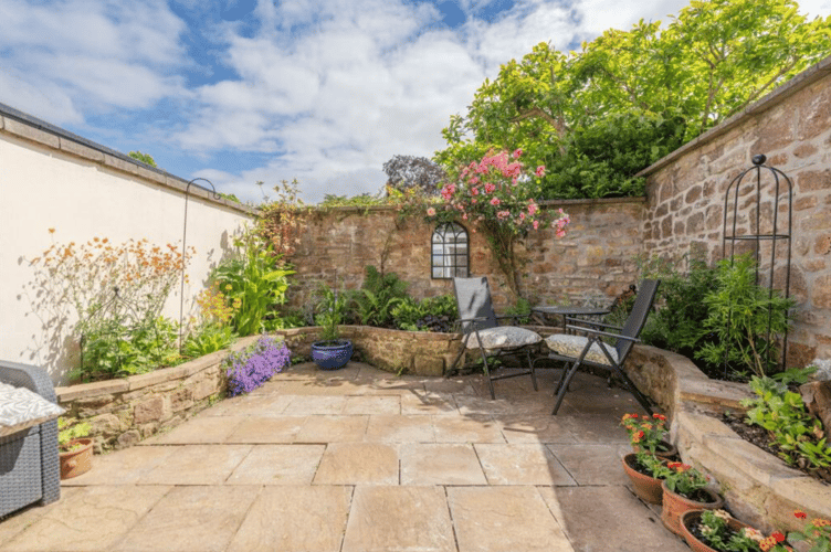 Walled courtyard garden