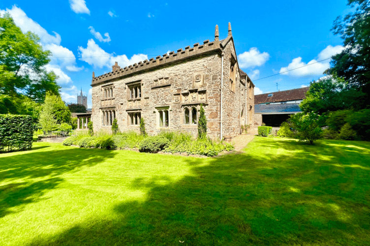 16th century home on Pilgrims Way, Chew Stoke
