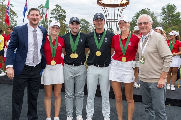 Left to right: Stephen Burnett, Nellie Ong, Dominic Clemons, Matthew Dodd-Berry, Patience Rhodes, Richard Martin