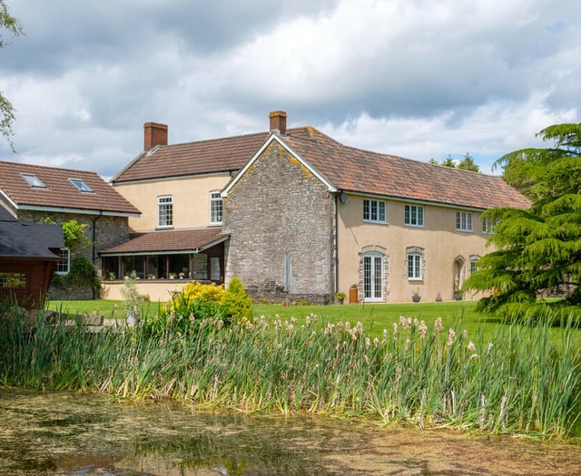 Eight bedroom country house available for £1.4 million