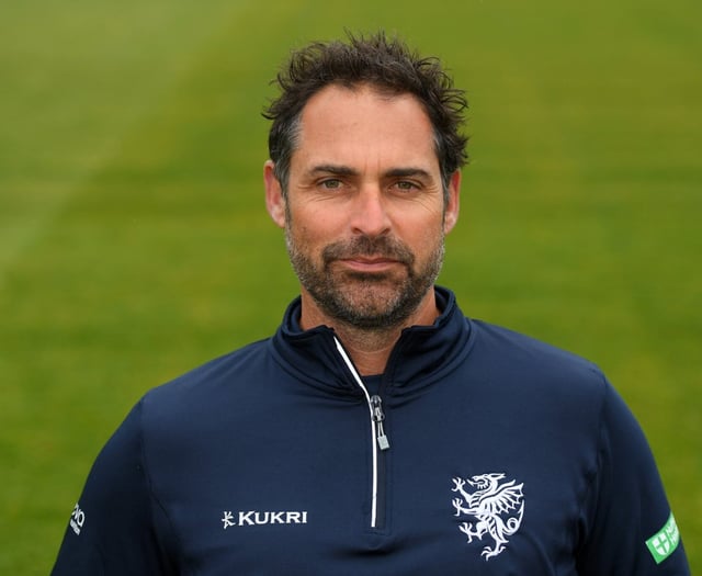 Kennis leaves Somerset with 'a heavy heart' 