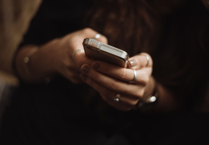 Government to test emergency alerts on phones