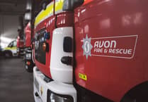 Smoke from South Wales wildfires alarms residents