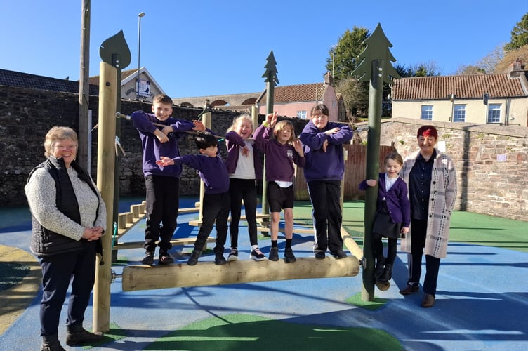 PPSCT 100 Club, alongside Chelwood Community Fund, gave £4,539 to Pensford Primary School for new playground equipment.