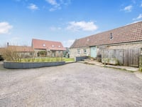 Converted barn with an annexe available for £795,000