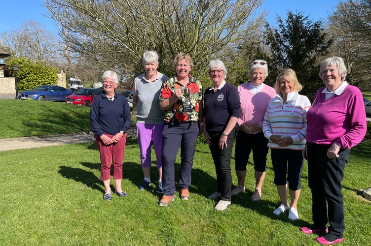 The winning team in the Captain v Vice-Captain Challenge at Orchardleigh: Sue Chalker, Ann James, Susan Marshall (captain), Pat Jones, Sue Sweet, Marion Underhill & Sonia Probert