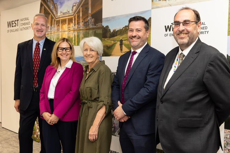 The new West of England Mayoral Combined Authority Mayor Helen Godwin signs the Declaration of Acceptance of Office. May 2025.