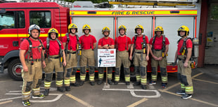 Firefighters raise more than £1,000 for charity at 10k run