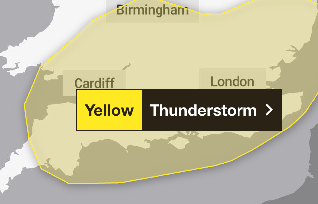 Met Office issue thunderstorm warning 