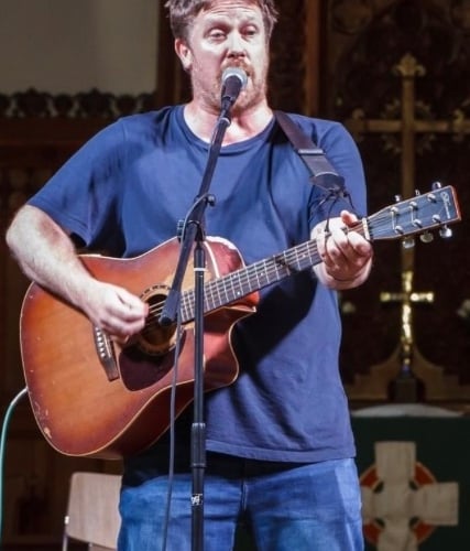 Gavin Osborn is the special guest for the Good Afternoon's Concert in the evening.