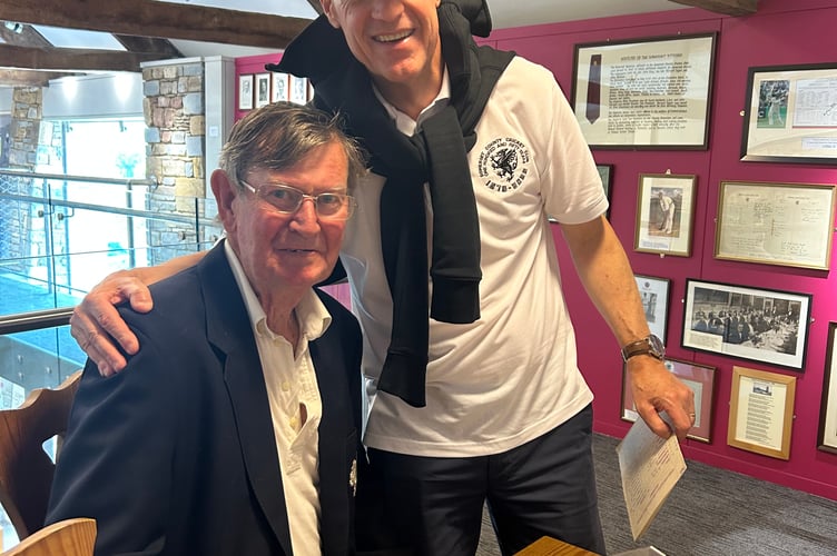 Andrew Maxwell (right) with Brian Rose