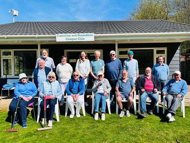 CPCC players and the Event organisers, all wearing blue, at the preliminary round of the One-Ball.