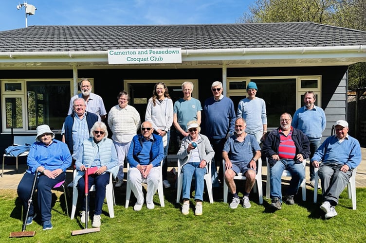 CPCC players and the event organisers, all wearing blue, at the preliminary round of the One-Ball.